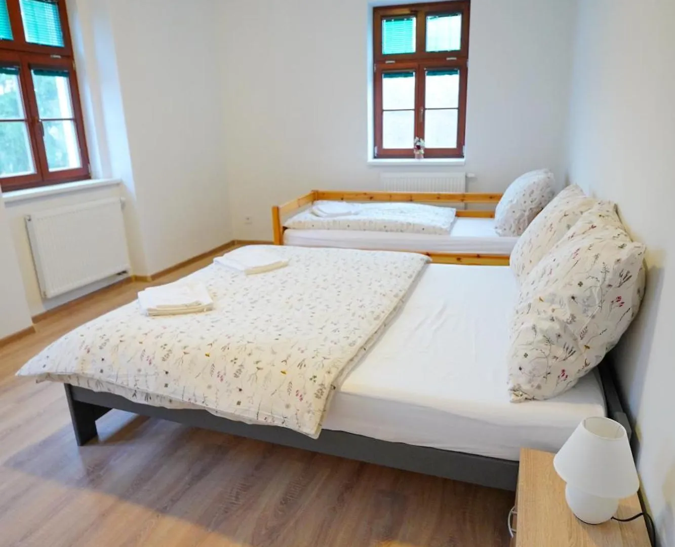 Apartment U Cerneho Orla 카를로비바리 0*,  체코